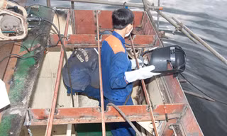 Trung Quốc hạ đặt giàn khoan trái phép trong vùng biển Việt Nam cùng các tàu tấn công gây thiệt hại cho lực lượng chấp pháp Việt Nam - Ảnh: Nguyễn Tú
