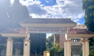 Sở Nội vụ Kon Tum chỉ đạo 'nóng' vụ hàng loạt giáo viên nghỉ việc