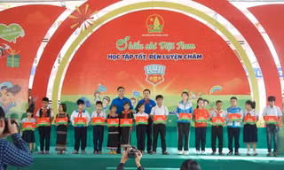 Thắt chặt hơn nữa mối quan hệ giữa tổ chức Đội với gia đình, nhà trường