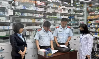 Lâm Đồng: Ngày đầu ra quân, chưa phát hiện sữa, thực phẩm bảo vệ sức khỏe và thuốc giả