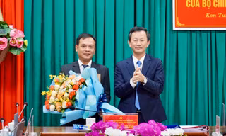 Bộ Chính trị, Ban Bí thư chuẩn y, chỉ định nhân sự 3 tỉnh