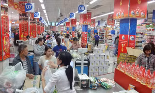 Thị trường bán lẻ: Doanh nghiệp nội chật vật chống đỡ
