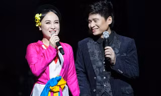 Tấn Minh khoe khéo vợ trong chương trình riêng đầu tiên ở tuổi 40. Ảnh: Anh Đức.