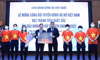 Thaigroup thưởng nóng 2 tỷ đồng cho Đội tuyển bóng đá nữ Việt Nam