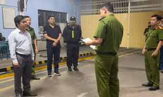 Giám đốc và phó giám đốc trung tâm đăng kiểm ở Đà Nẵng bị khởi tố