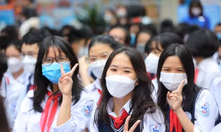 Gần 105.000 thí sinh Hà Nội làm thủ tục dự thi lớp 10 