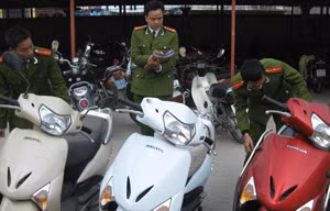 CAQ Hà Đông thống kê tang vật trong vụ án