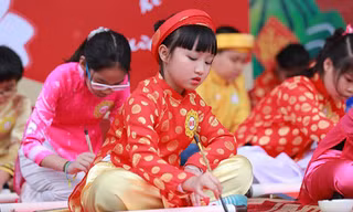 Học sinh Vinschool tổ chức hội xuân mang dấu ấn lãnh đạo tự thân 