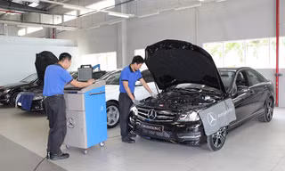 Các Trung tâm dịch vụ ủy quyền của Mercedes-Benz Việt Nam không chỉ cung cấp phụ tùng chính hãng tốt nhất mà còn sở hữu đội ngũ nhân viên chuyên nghiệp trong cung cách phục vụ