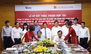  Agribank và VAMC ký kết thỏa thuận hợp tác về triển khai thực hiện Nghị quyết 42 của Quốc hội về thí điểm xử lý nợ xấu