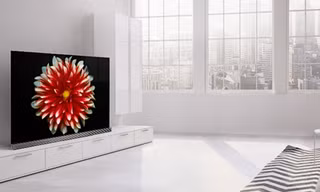 LG ra mắt toàn bộ dòng TV cao cấp 2017 tại Việt Nam