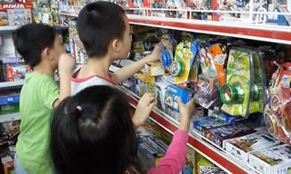 "Tết thiếu nhi - Bé đi nhà sách"