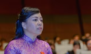 Bộ trưởng Y tế Nguyễn Thị Kim Tiến. Ảnh: QH