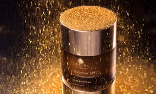 Vàng nano 24k của Deaura thẩm thấu sâu, nuôi tế bào từ bên trong