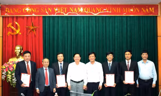 Công bố quyết định bổ nhiệm nhân sự Bộ Nội vụ