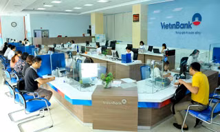 VietinBank vào Top 50 công ty niêm yết tốt nhất Việt Nam