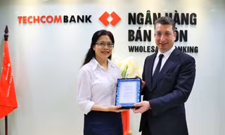 Techcombank liên tiếp nhận giải thưởng quốc tế về thanh toán xuất sắc 