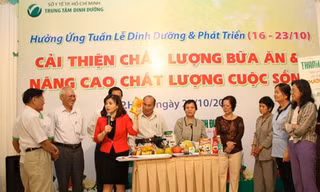 BS.CK2 Đỗ Thị Ngọc Diệp, Giám đốc TT Dinh dưỡng TP.HCM khuyến cáo nên sử dụng hạt nêm bổ sung i-ốt để cải thiện chất lượng bữa ăn và nâng cao chất lượng cuộc sống.