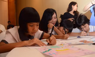 Bật khóc với ước mơ của cậu bé mồ côi mong cho người mù được sáng mắt