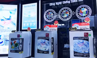Máy giặt với công nghệ Dynamic-Stream Wash giúp đánh bật vết bẩn cứng đầu là sản phẩm chủ đạo lần này