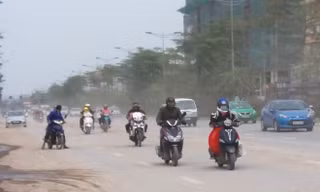 Một con đường tại quận Cầu Giấy, Hà Nội 