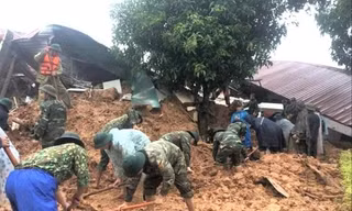 Trượt lở đất đá là nguyên nhân gây ra nhiều tai nạn thương tâm tại miền Trung trong đợt mưa lũ vừa qua