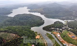 Khu vực hồ Đầm Bài