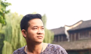 Lạ mà quen
