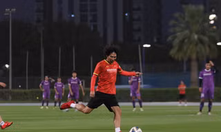 U23 Việt Nam hứng khởi bước vào buổi tập đầu tiên tại UAE 