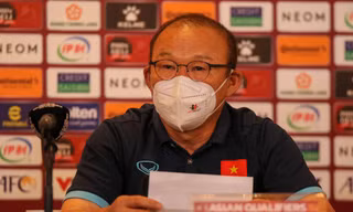 HLV Park Hang-seo: 'Đội tuyển Việt Nam gặp khó khăn về lực lượng' 