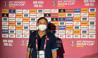 HLV Mai Đức Chung: 'ĐT nữ Việt Nam không bỏ cuộc, dốc sức ở trận cuối gặp Myanmar'
