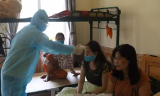 Có thời điểm Nghệ An tưởng chừng quá tải tại khu cách ly. 