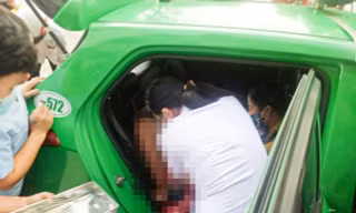 Tài xế taxi đỡ đẻ cho sản phụ chuyển dạ trên đường đến bệnh viện