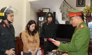 Huy động gần 100 cảnh sát đột kích 15 điểm ghi lô đề giao dịch hơn 2 tỷ/ngày