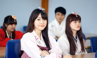 Bộ GD – ĐT nói về việc thí điểm dạy tiếng Hàn, tiếng Đức trong giáo dục phổ thông