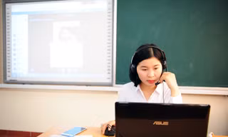 Chuyển đổi hình thức dạy học trực tuyến thay thế hoàn toàn quá trình dạy học trực tiếp