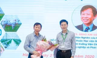 Sinh viên tìm hiều về “Nền nông nghiệp Việt Nam hiện tại và tương lai”