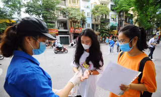 Chương trình “Tiếp sức mùa thi” thực hiện các biện pháp phòng chống dịch COVID-19