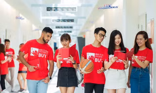 Học bổng 1 tỷ đồng cho học sinh có hoàn cảnh khó khăn tại ĐH Anh Quốc Việt Nam