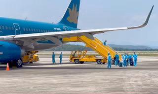 Bộ Tài chính đề xuất thêm gói giải pháp giảm thuế khoảng 20.000 tỷ đồng để hỗ trợ doanh nghiệp, người dân gặp khó khăn do dịch COVID-19, trong đó có nhóm chịu nhiều tác động như hàng không, du lịch...