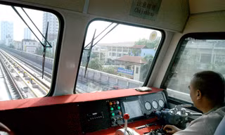 Hiện không có quy định khung về mức lương với chuyên gia nước ngoài. Ảnh minh họa.