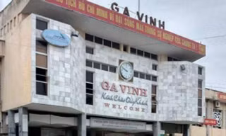 Đường sắt tạm dừng đón khách từ ga Vinh đi do địa phương đang giãn các xã hội để phòng dịch COVID-19. Ảnh minh hoạ.