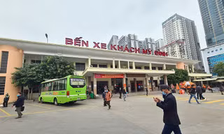 Bộ GTVT chỉ đạo các đơn vị có kế hoạch vận tải khách đảm bảo mọi người dân có phương tiện về quê đón Tết.