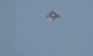 UFO hình chiếc ô xuất hiện trên bầu trời Brazil
