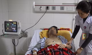 Các bác sỹ cho biết, nếu sống quãng đời còn lại, ông Phú có thể sẽ sống đời thực vật.