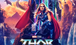 Trước Jane Foster, những nhân vật nào từng là chủ nhân búa thần Mjölnir của Thor?