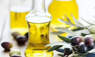 Mẹo loại bỏ vùng da thâm nơi đầu gối