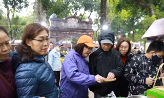 Thưởng thức vô vàn món ăn, không gian ẩm thực đặc sắc tại Hà Nội
