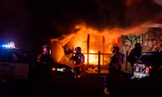 Khung cảnh bạo lực ở Minneapolis hôm 27/5. (Ảnh: Getty Images)