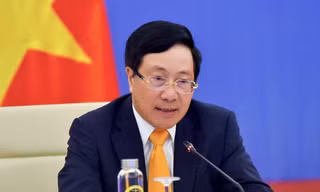 Phó Thủ tướng Phạm Bình Minh tại phiên họp. (Ảnh: BQT)